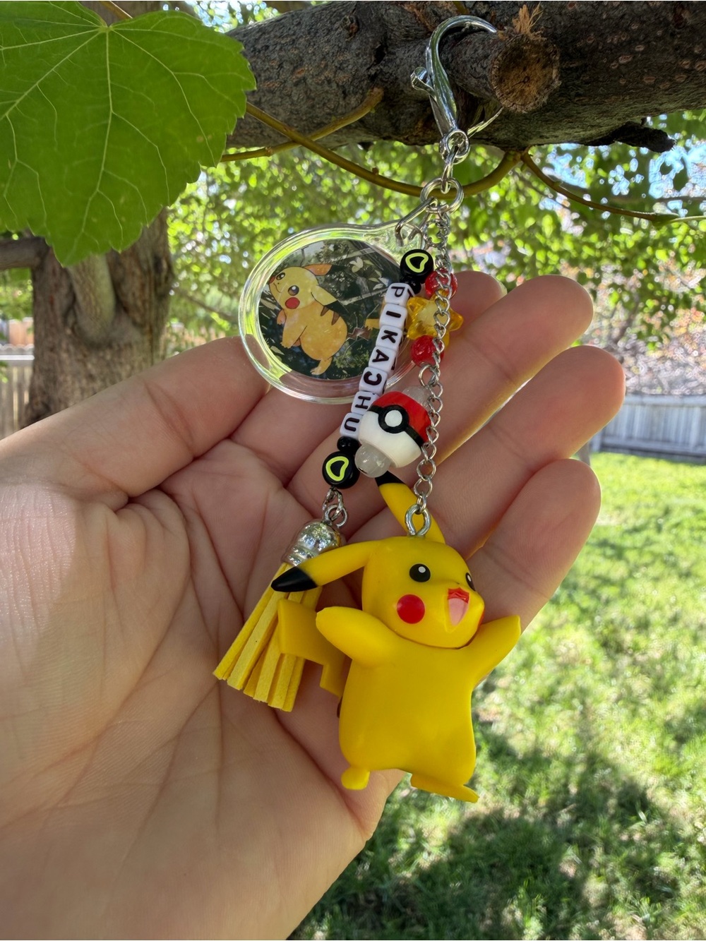 Pokemon Pikachu Keychain - Picture 6 of 7